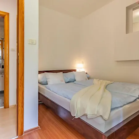 Amazing In With Sauna Vakantiehuis *