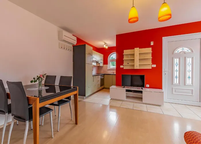 Amazing In With Sauna Σπίτι διακοπών *