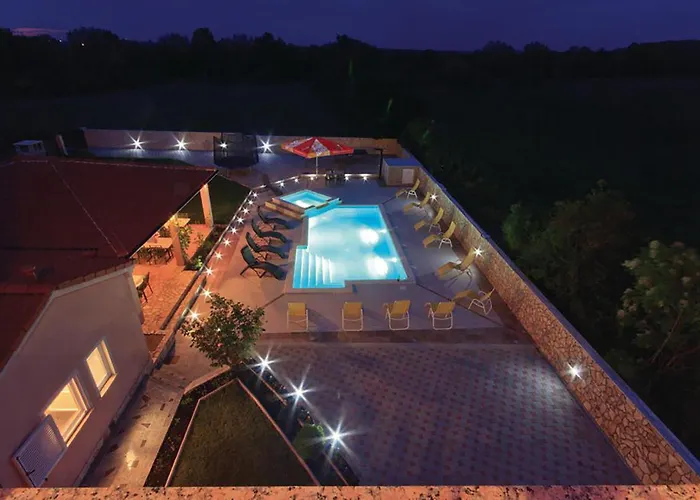 Amazing In With Sauna 펜션