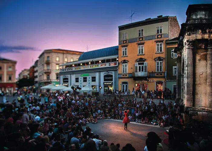 Amazing In With Sauna * Πούλα