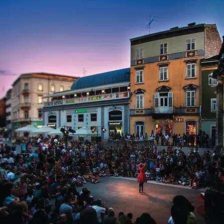 Amazing In With Sauna * Pula