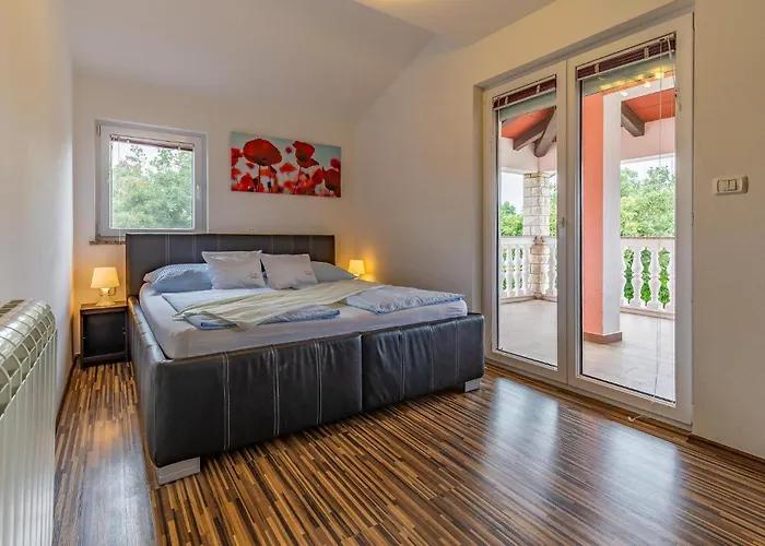 Amazing In With Sauna Сasa de vacaciones Pula