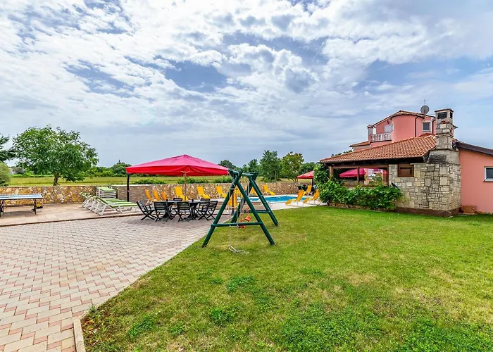 Amazing In With Sauna